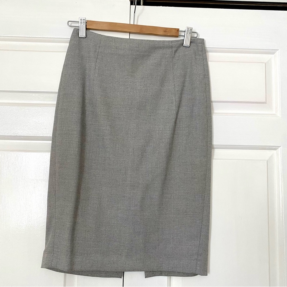Zara Basic grey pencil skirt sz. S